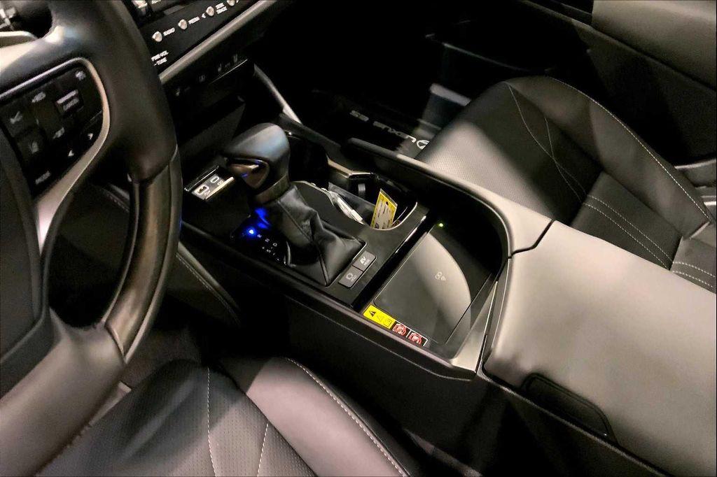 used 2025 Lexus ES 300h car, priced at $53,288