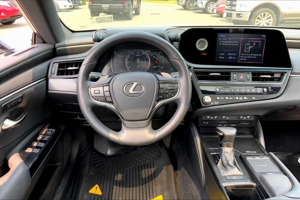 used 2022 Lexus ES 350 car, priced at $39,988