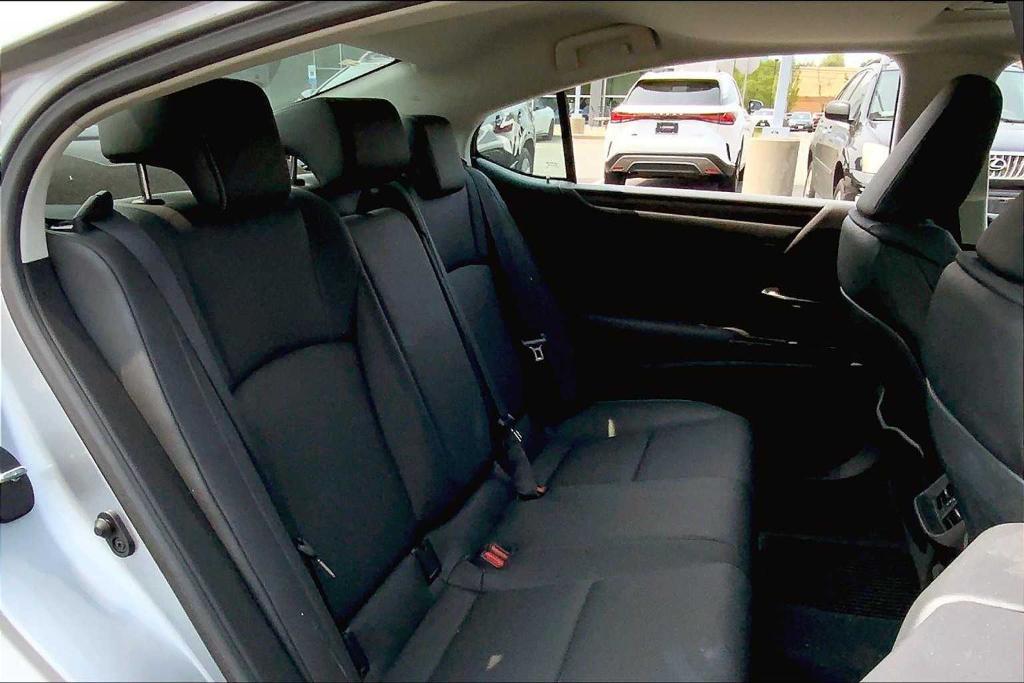used 2022 Lexus ES 350 car, priced at $39,988