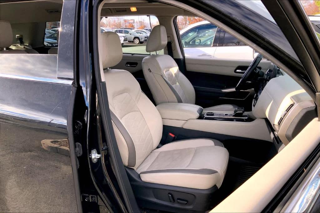 used 2022 Nissan Pathfinder car, priced at $32,988