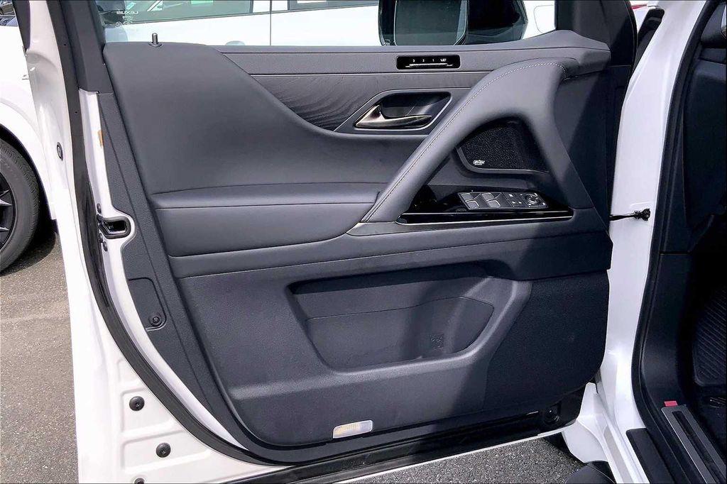 new 2025 Lexus LX 700h car, priced at $119,659