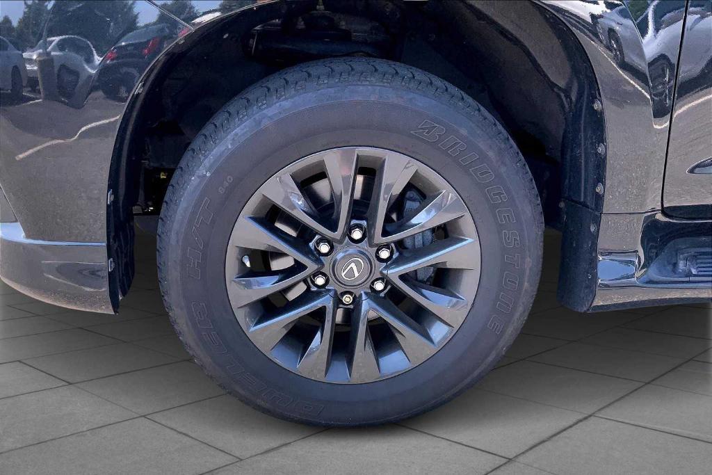 used 2022 Lexus GX 460 car, priced at $53,988
