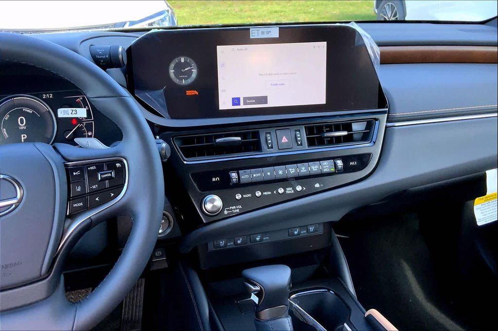 new 2025 Lexus ES 300h car, priced at $49,594