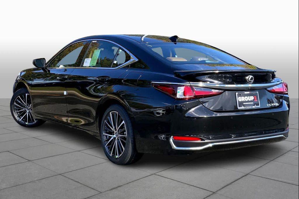 new 2025 Lexus ES 300h car, priced at $49,594