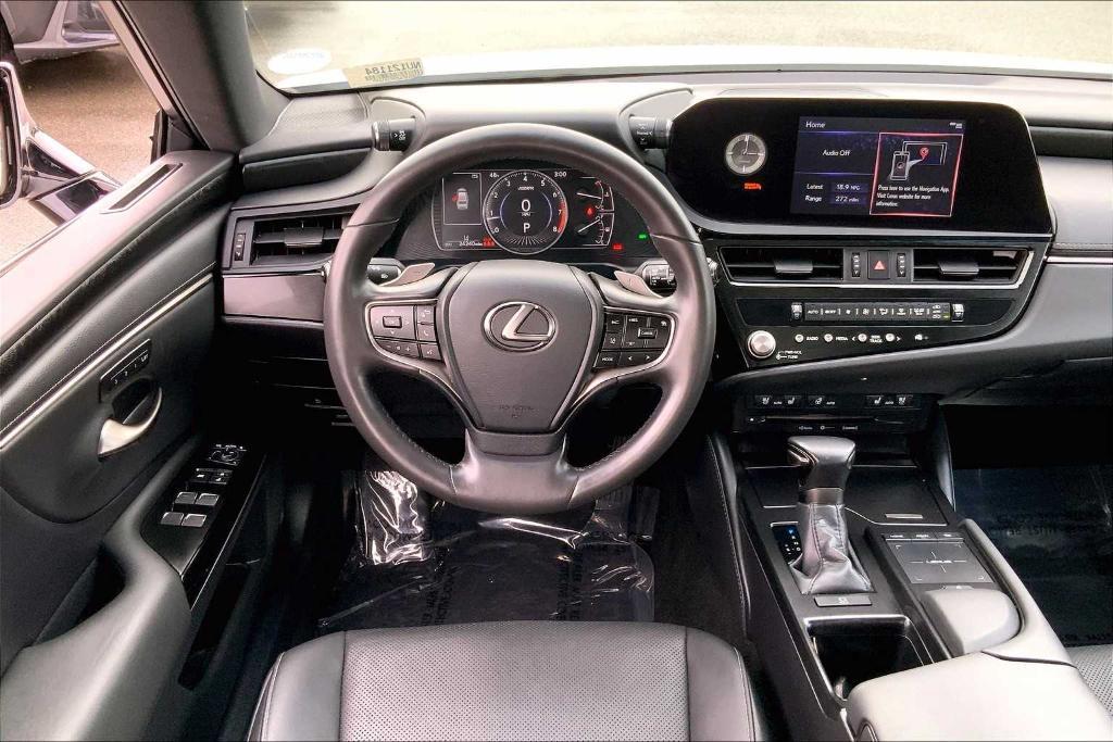 used 2022 Lexus ES 350 car, priced at $35,988