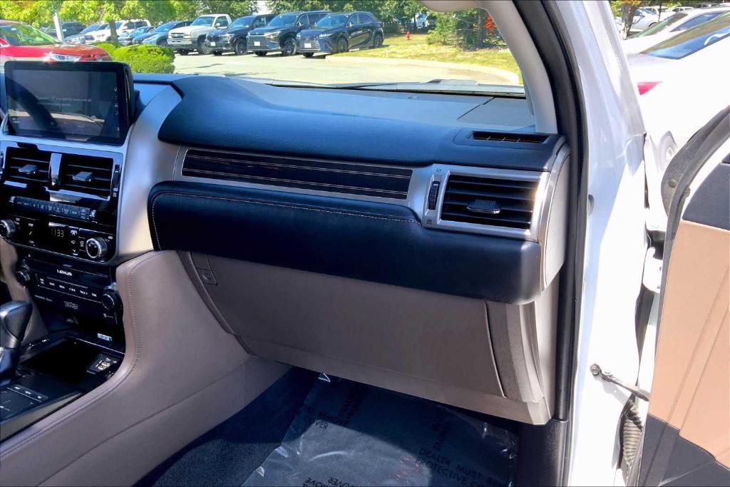 used 2022 Lexus GX 460 car, priced at $57,488