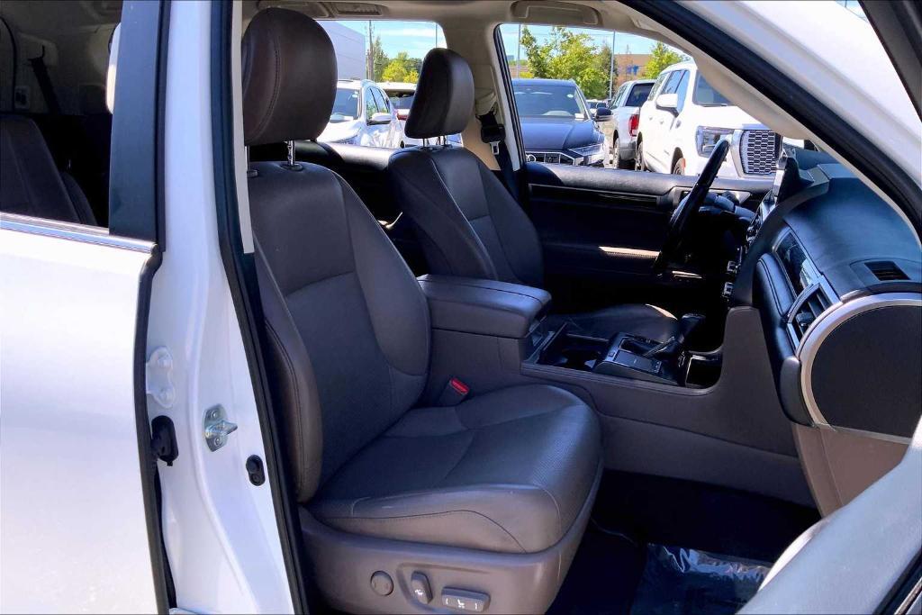 used 2022 Lexus GX 460 car, priced at $57,488