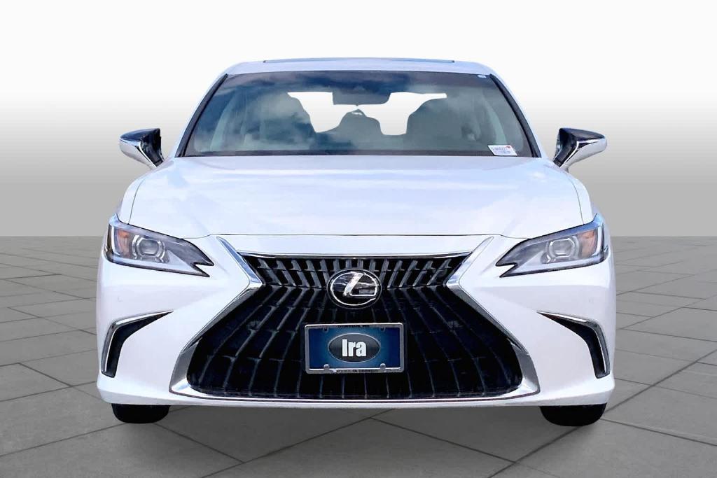 new 2025 Lexus ES 300h car, priced at $54,519