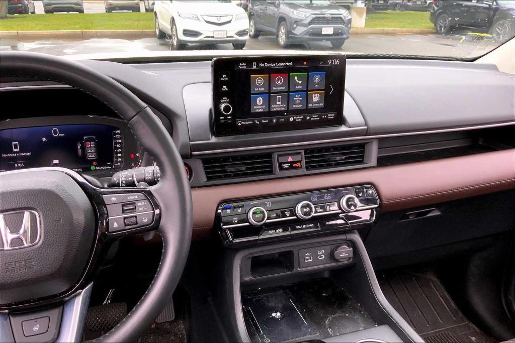 used 2023 Honda Pilot car, priced at $47,488