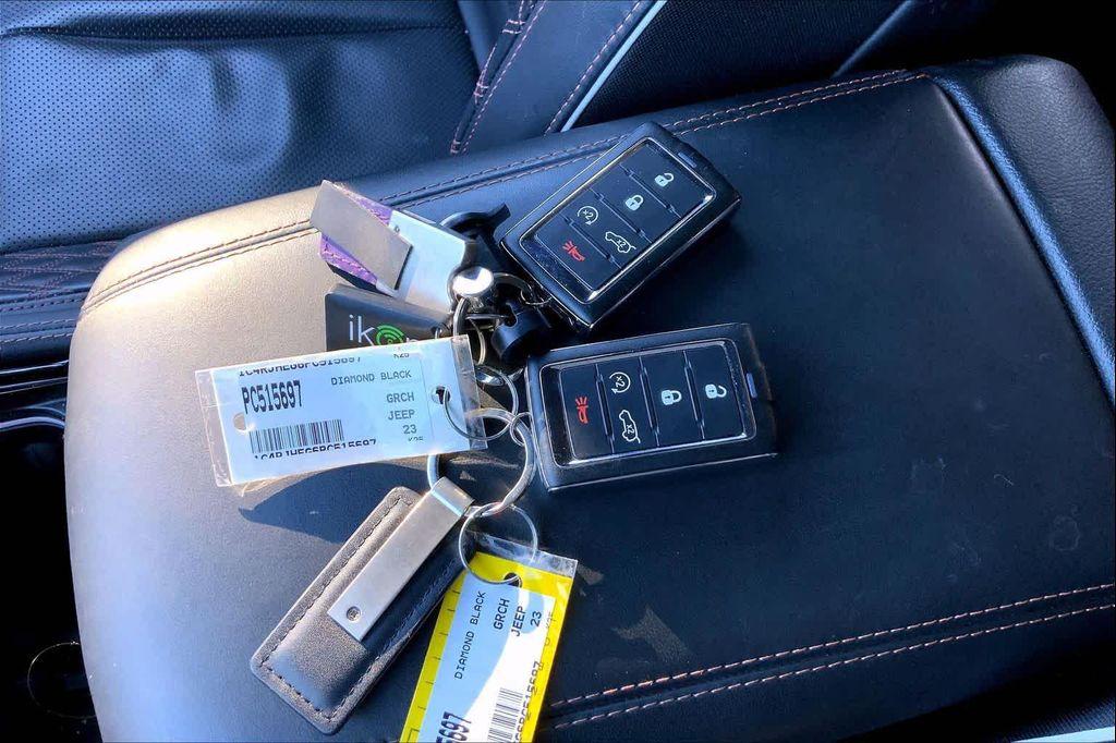 used 2023 Jeep Grand Cherokee car, priced at $43,988