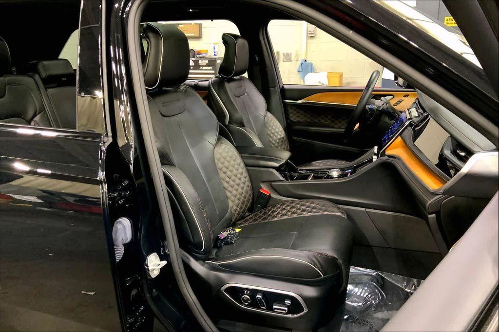 used 2023 Jeep Grand Cherokee car, priced at $43,988