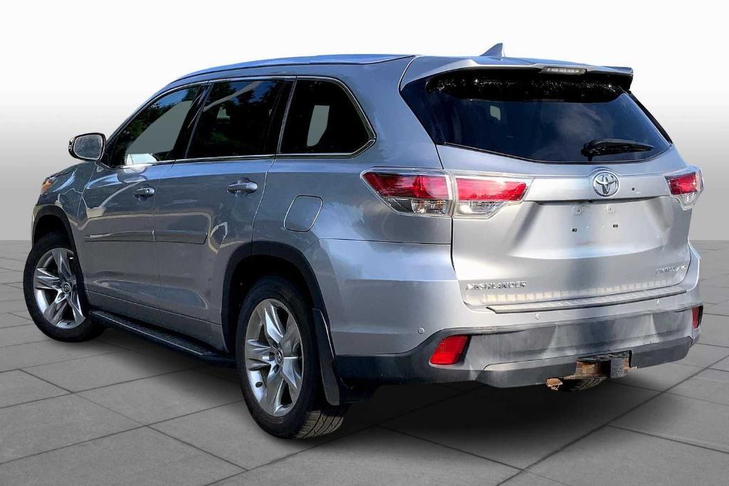 used 2016 Toyota Highlander car, priced at $18,888