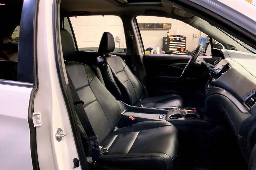 used 2021 Honda Pilot car, priced at $29,288