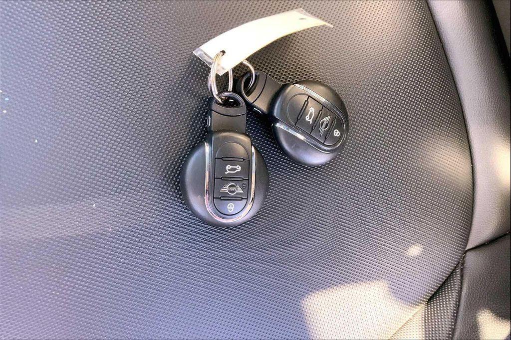 used 2019 MINI Hardtop car, priced at $13,788