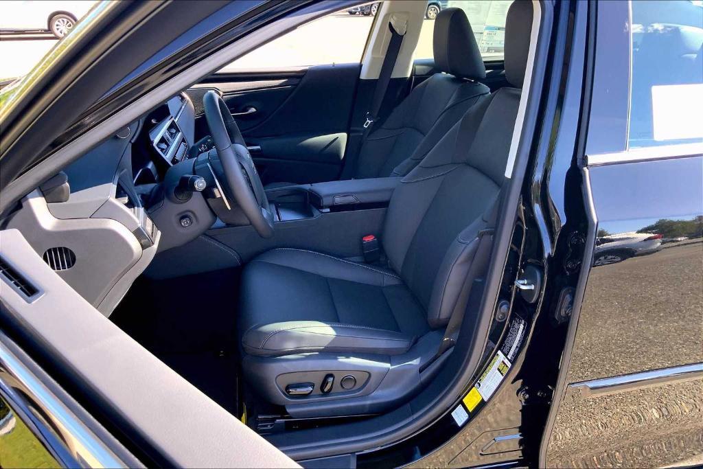 new 2025 Lexus ES 350 car, priced at $53,194
