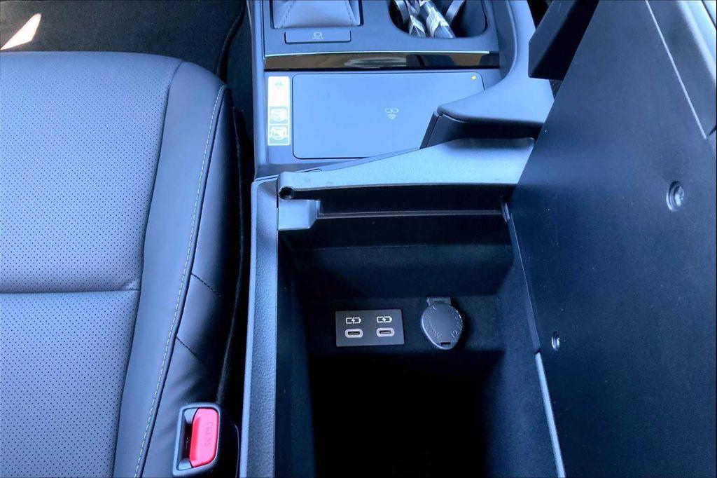 new 2025 Lexus ES 350 car, priced at $53,194
