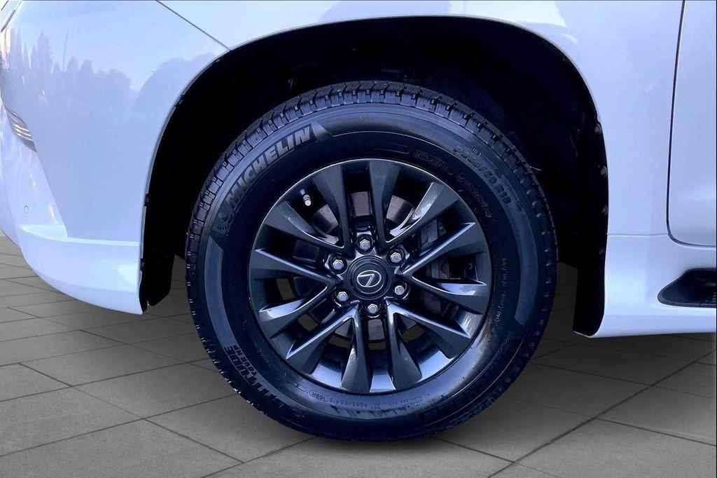 used 2020 Lexus GX 460 car, priced at $33,488