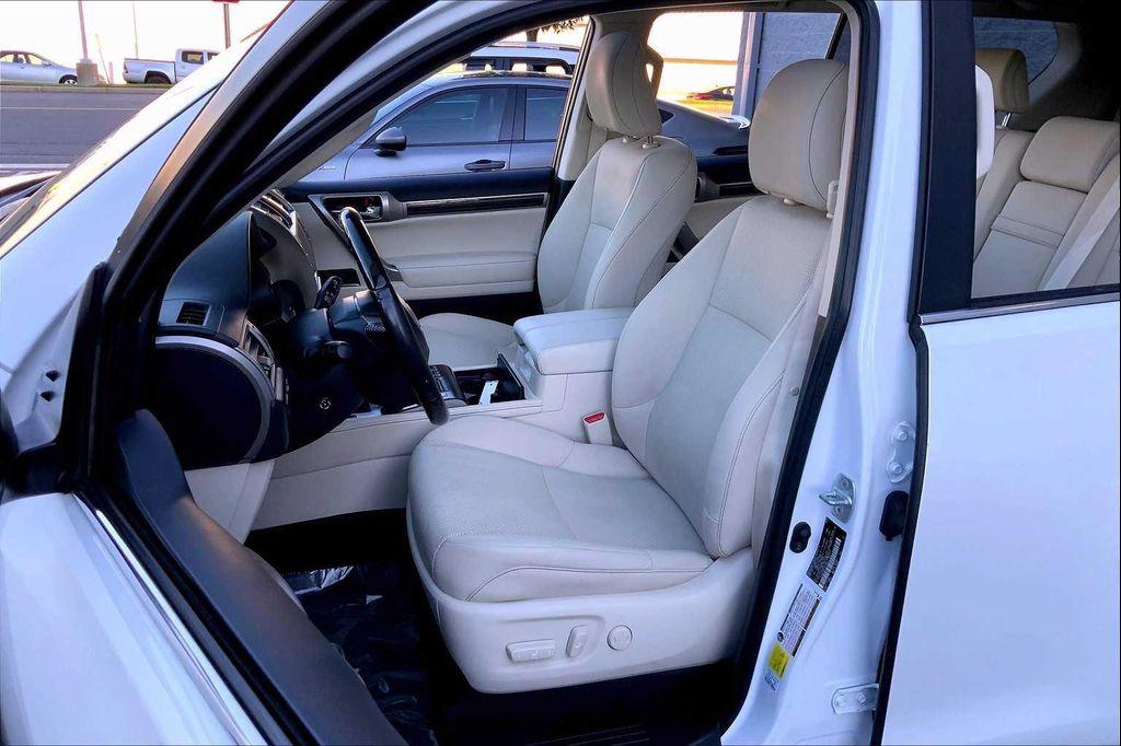used 2020 Lexus GX 460 car, priced at $33,488