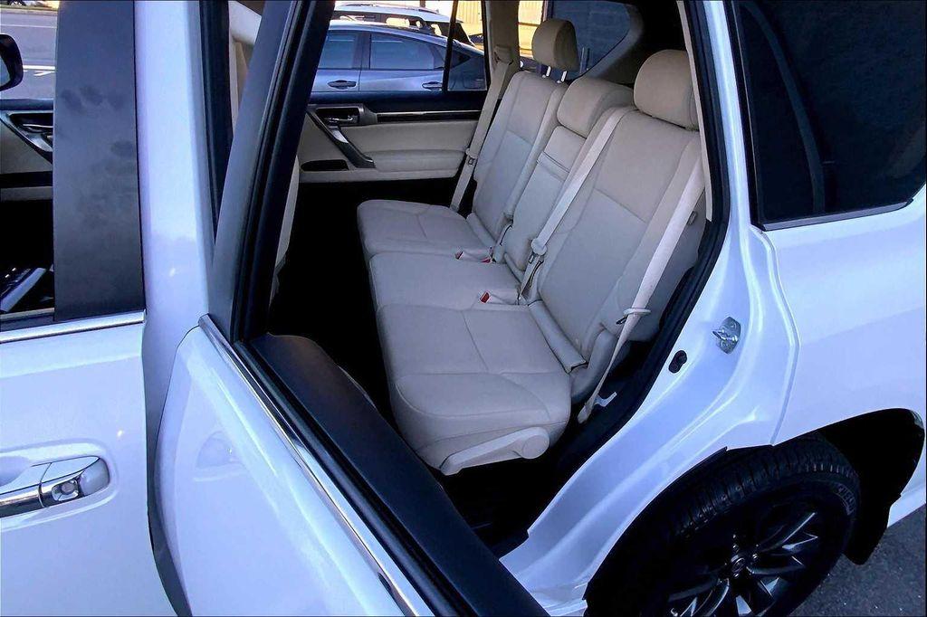 used 2020 Lexus GX 460 car, priced at $33,488