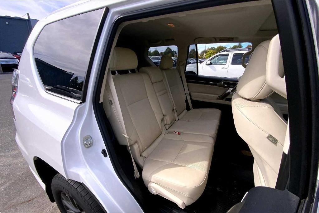 used 2020 Lexus GX 460 car, priced at $37,988