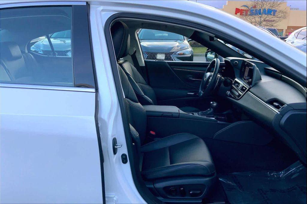 used 2023 Lexus ES 350 car, priced at $38,988