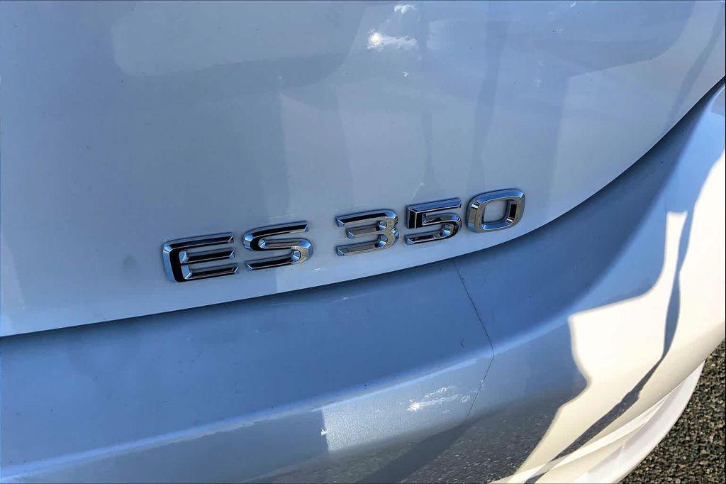 used 2023 Lexus ES 350 car, priced at $38,988