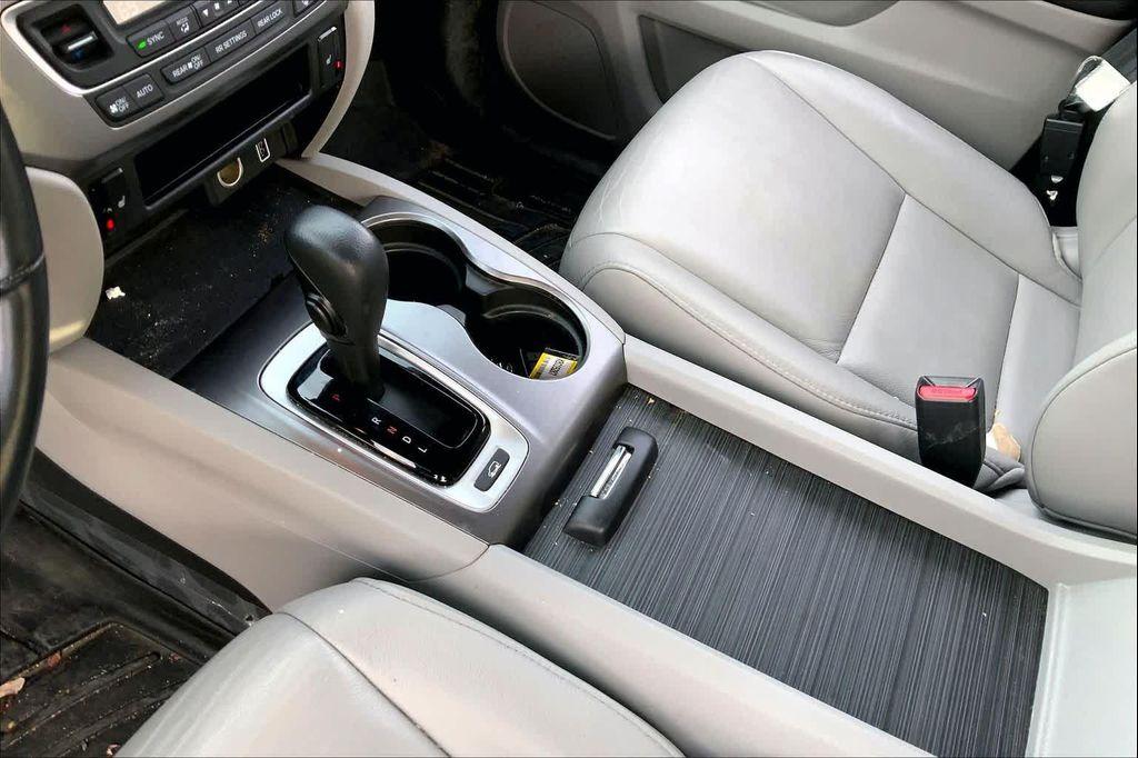 used 2019 Honda Pilot car, priced at $22,988