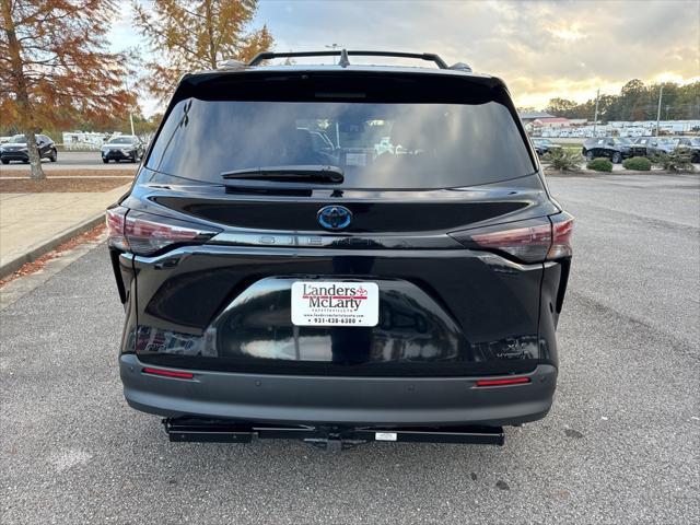 used 2024 Toyota Sienna car, priced at $51,991