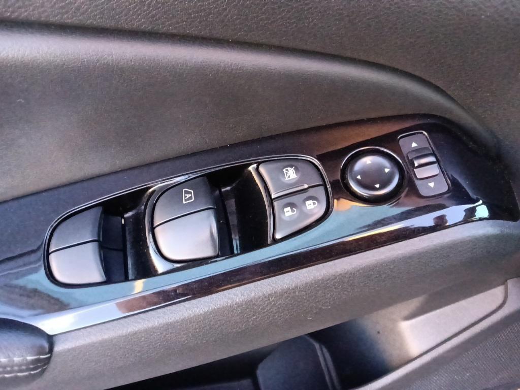 used 2023 Nissan Altima car, priced at $18,996