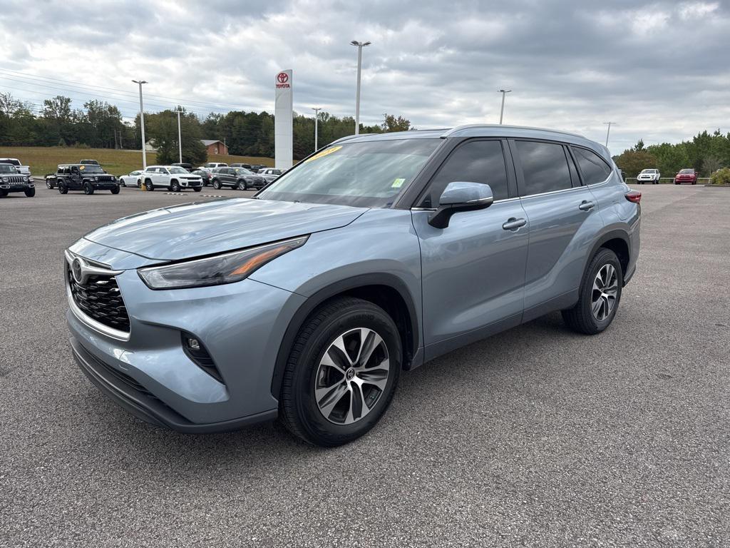 used 2023 Toyota Highlander car, priced at $36,475