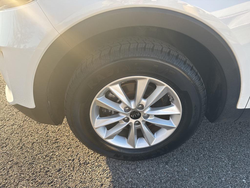 used 2019 Kia Sorento car, priced at $14,352