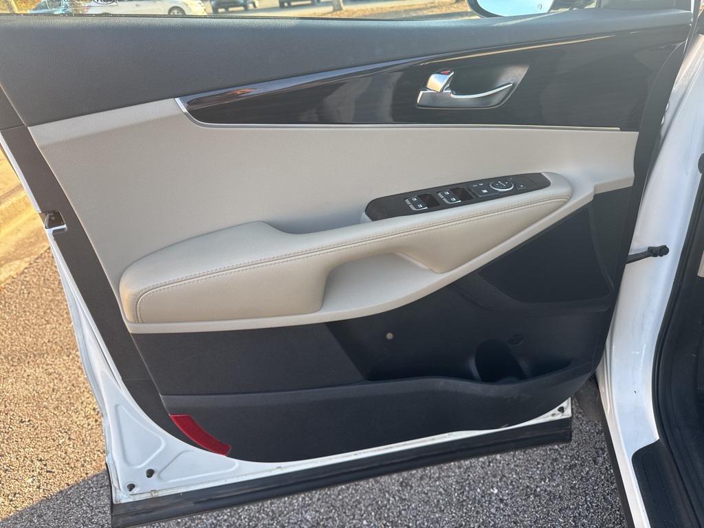 used 2019 Kia Sorento car, priced at $14,352