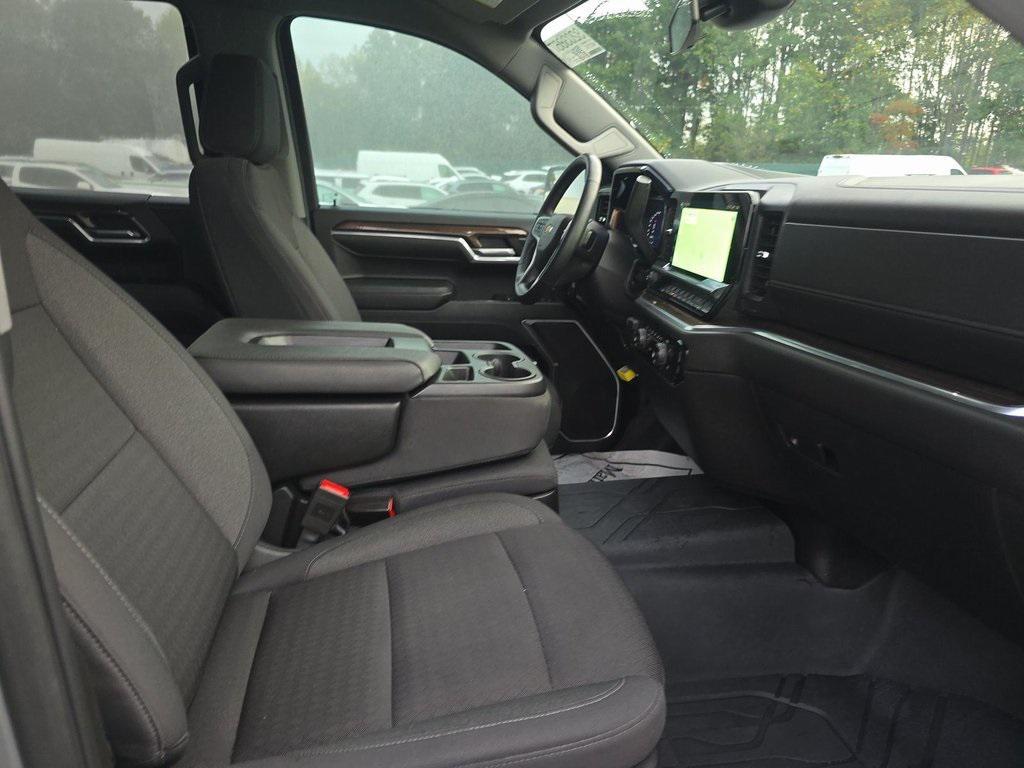 used 2024 Chevrolet Silverado 1500 car, priced at $37,265