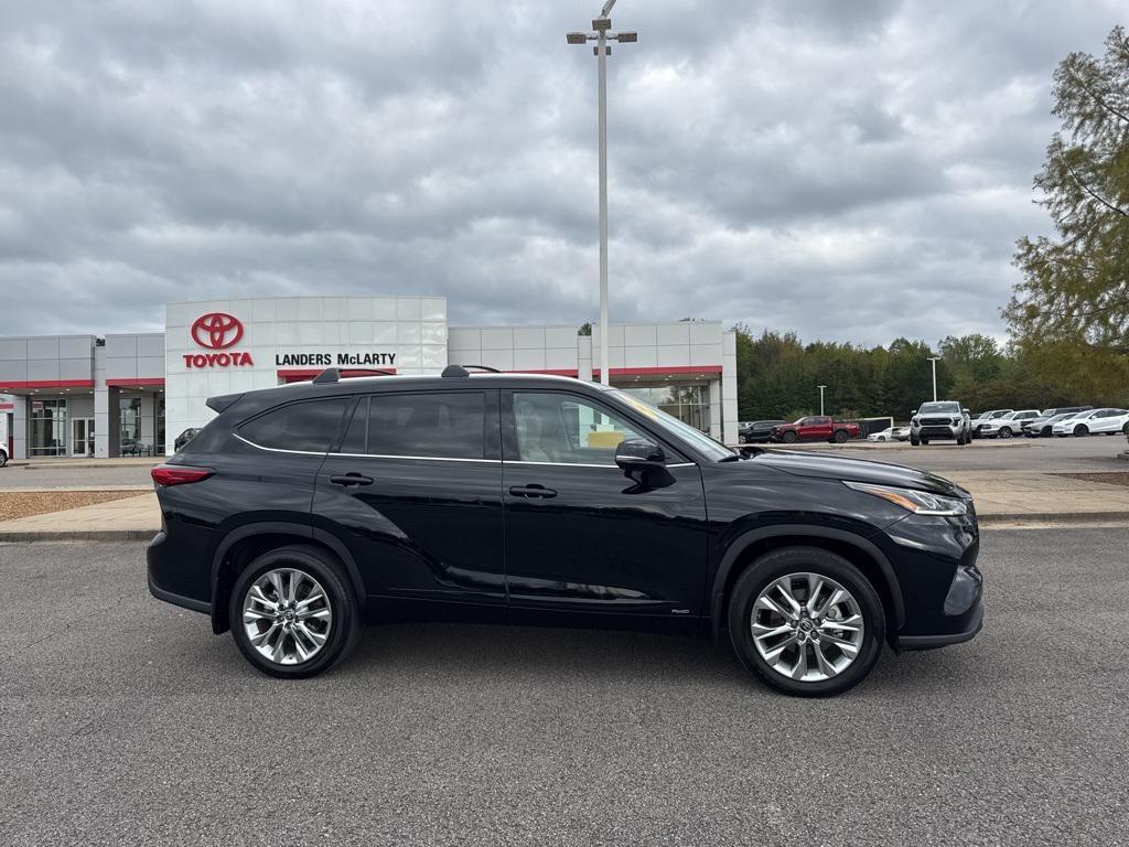 used 2023 Toyota Highlander Hybrid car, priced at $47,792