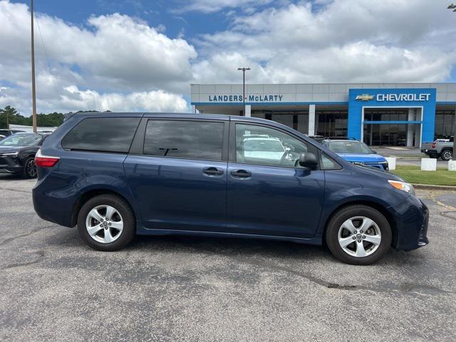 used 2020 Toyota Sienna car, priced at $24,801