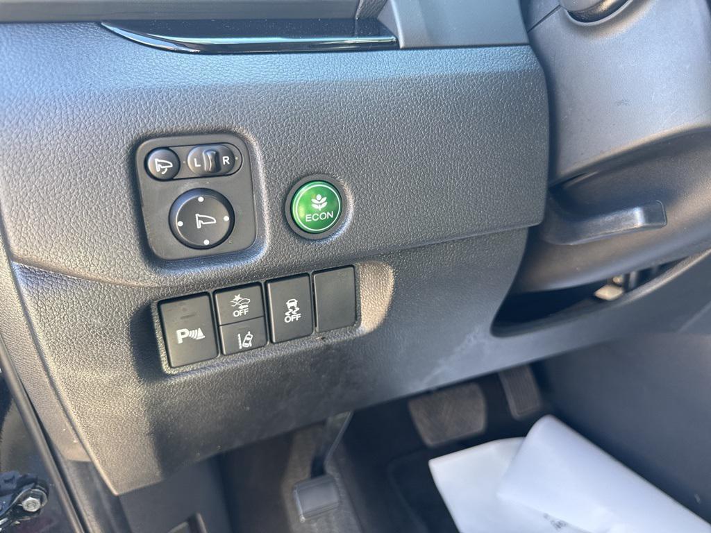 used 2021 Honda Pilot car, priced at $33,117