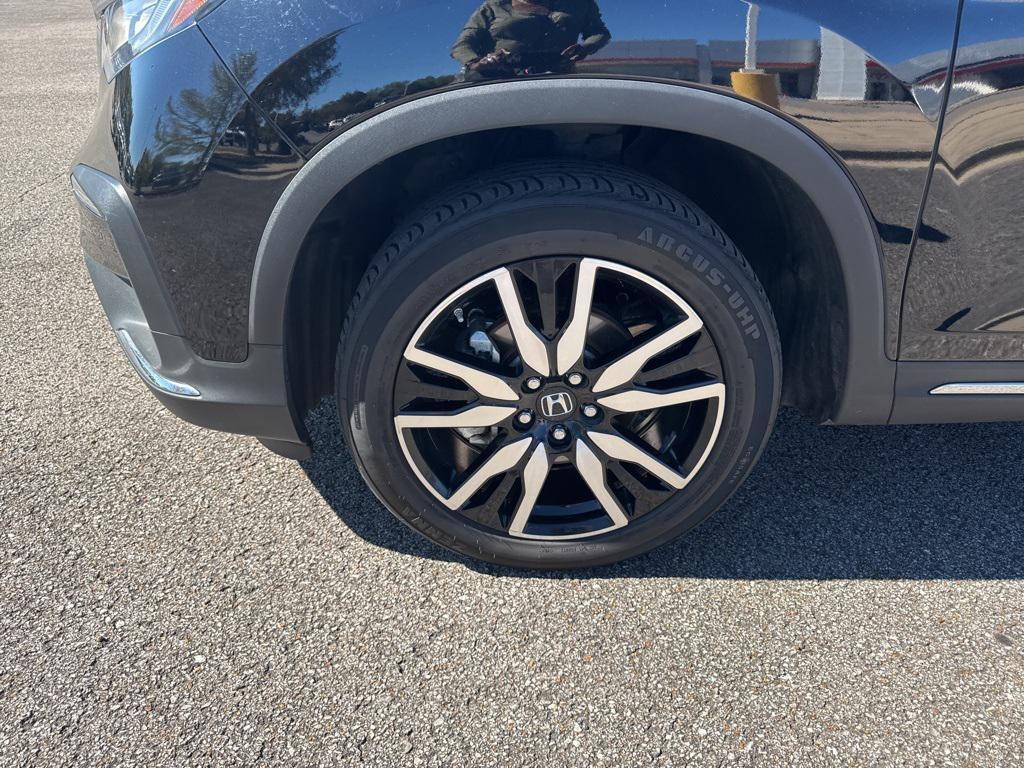 used 2021 Honda Pilot car, priced at $33,117