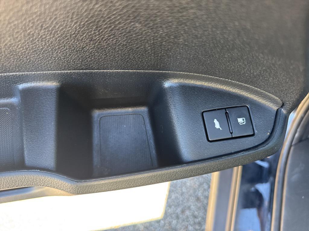 used 2021 Honda Pilot car, priced at $33,117