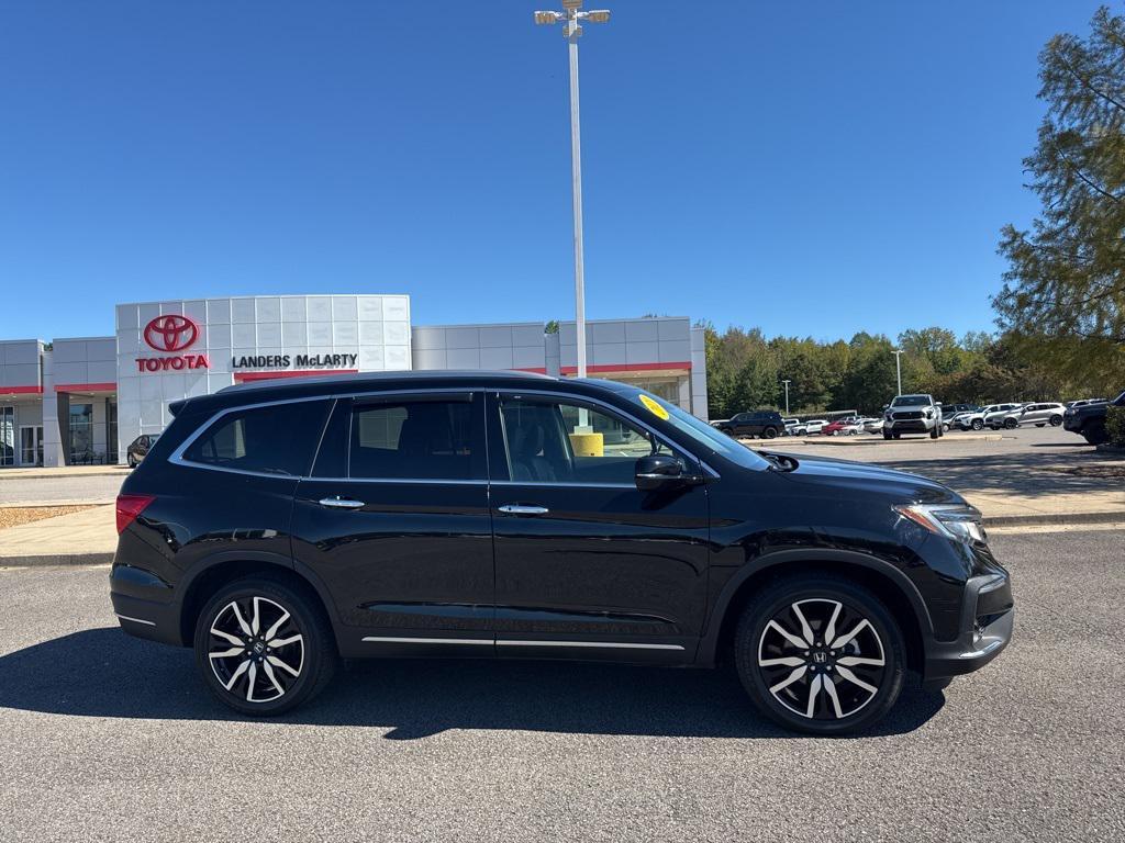 used 2021 Honda Pilot car, priced at $33,117