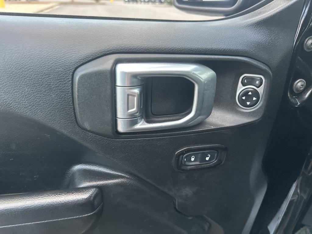 used 2018 Jeep Wrangler Unlimited car, priced at $23,105