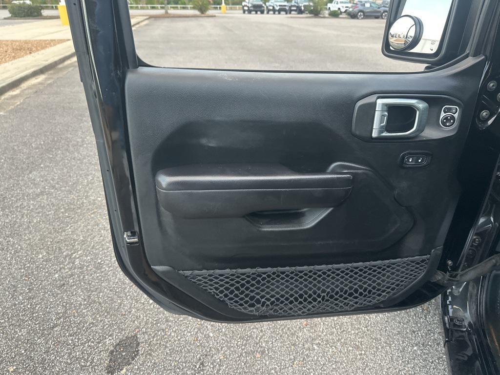 used 2018 Jeep Wrangler Unlimited car, priced at $23,105