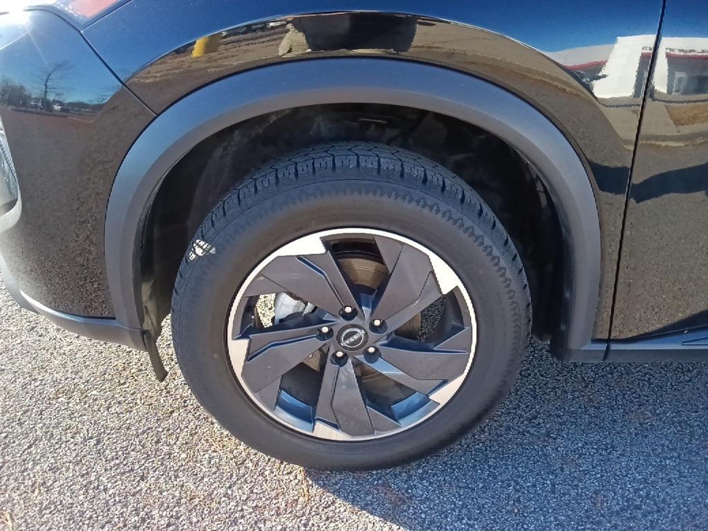 used 2024 Nissan Rogue car, priced at $20,978