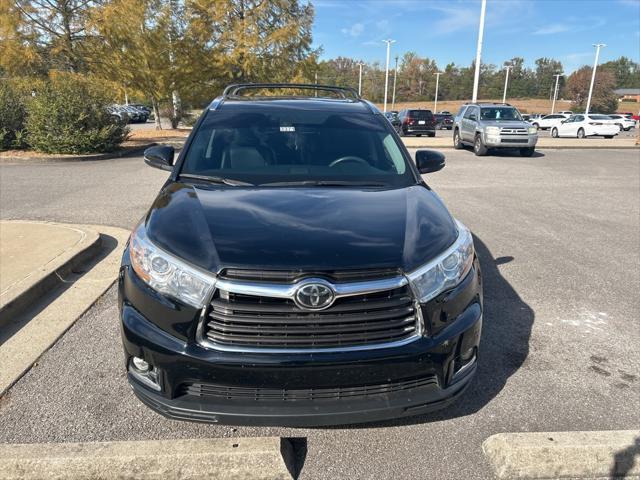 used 2016 Toyota Highlander car, priced at $26,991