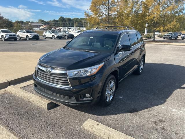 used 2016 Toyota Highlander car, priced at $26,991