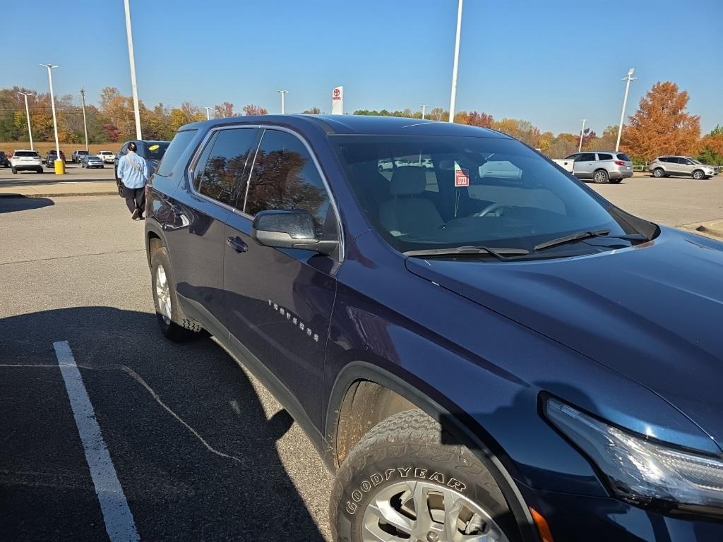 used 2022 Chevrolet Traverse car, priced at $21,918
