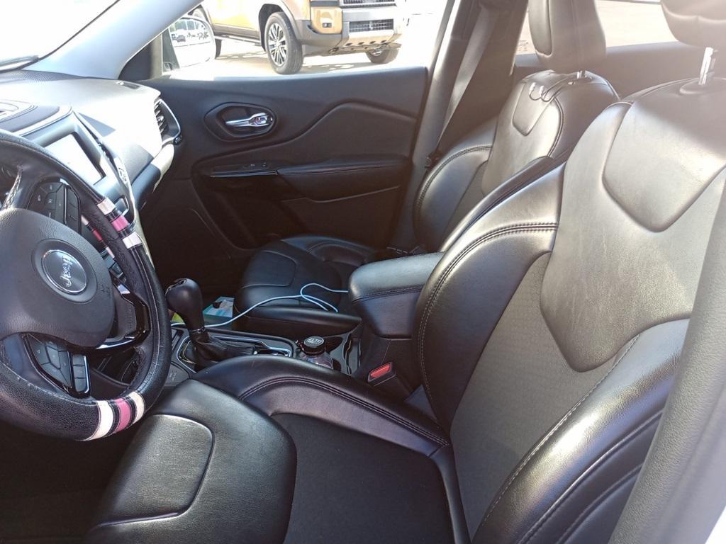 used 2021 Jeep Cherokee car, priced at $18,835