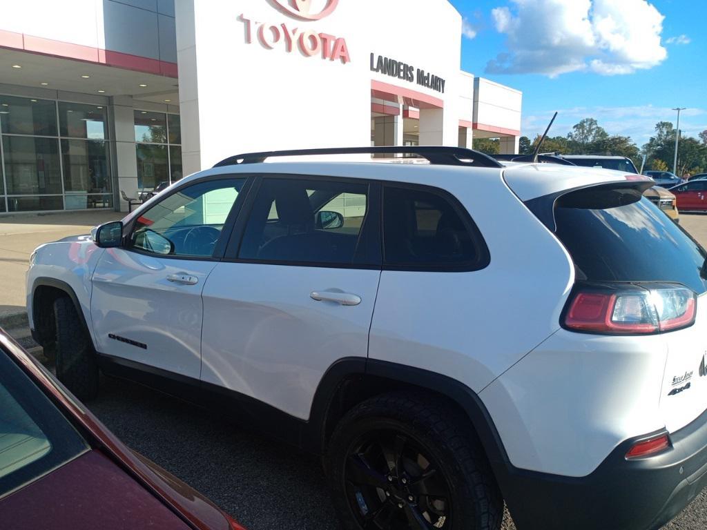 used 2021 Jeep Cherokee car, priced at $18,835