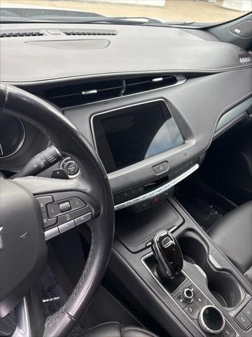 used 2020 Cadillac XT4 car, priced at $21,619