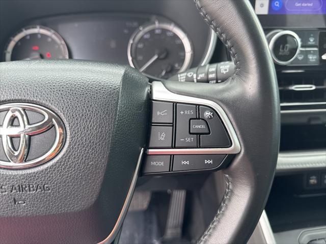 used 2024 Toyota Highlander car, priced at $40,491