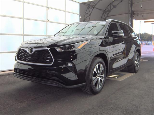 used 2024 Toyota Highlander car, priced at $40,847